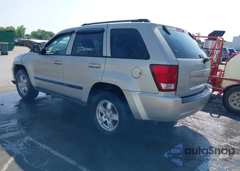 2007 Jeep Grand Cherokee Laredo z USA, uszkodzony, nr VIN 1J8GS48K67C545059